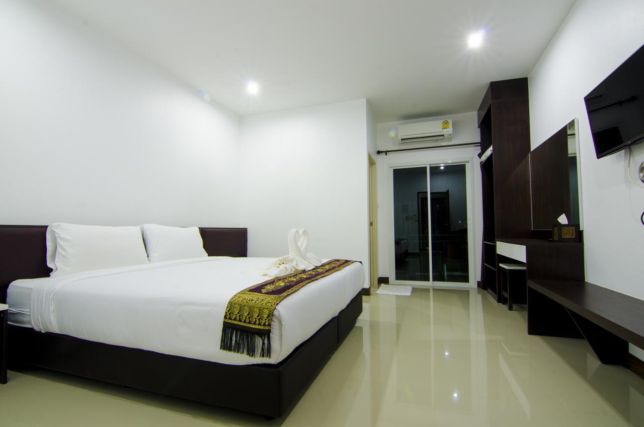 Np Hotel Buriram Dış mekan fotoğraf