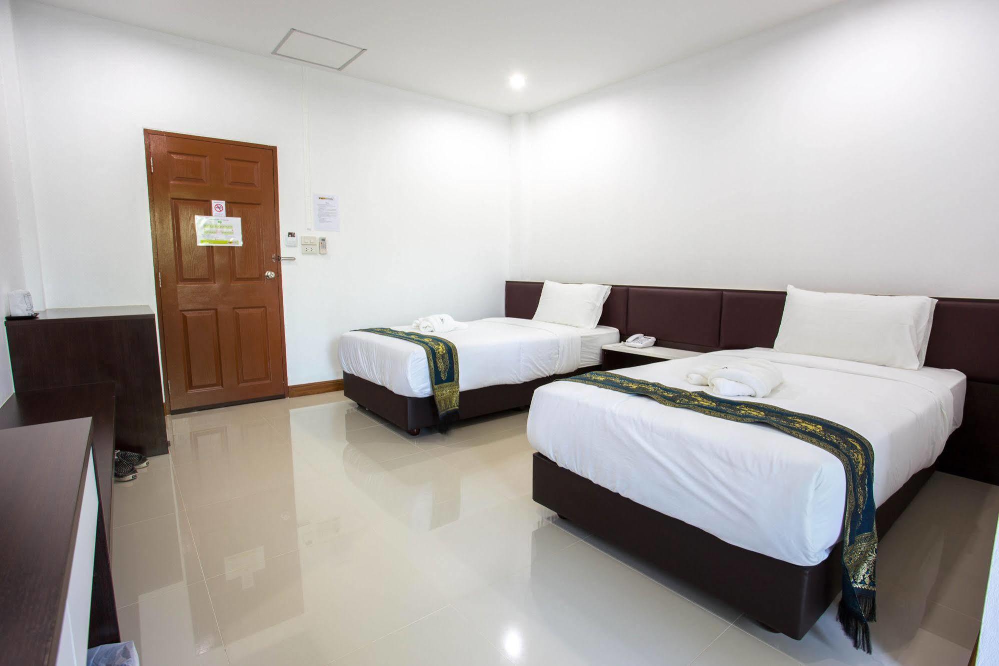 Np Hotel Buriram Dış mekan fotoğraf